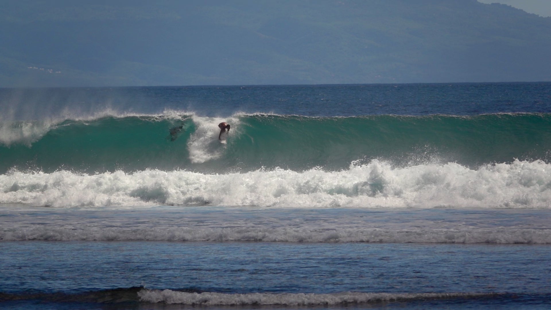 Load video: Available in Alaia Bay - Deflow